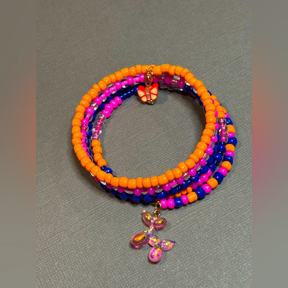 🌸Colorful Memory Wire Bracelet with Butterfly and Balloon dog charm.🌸